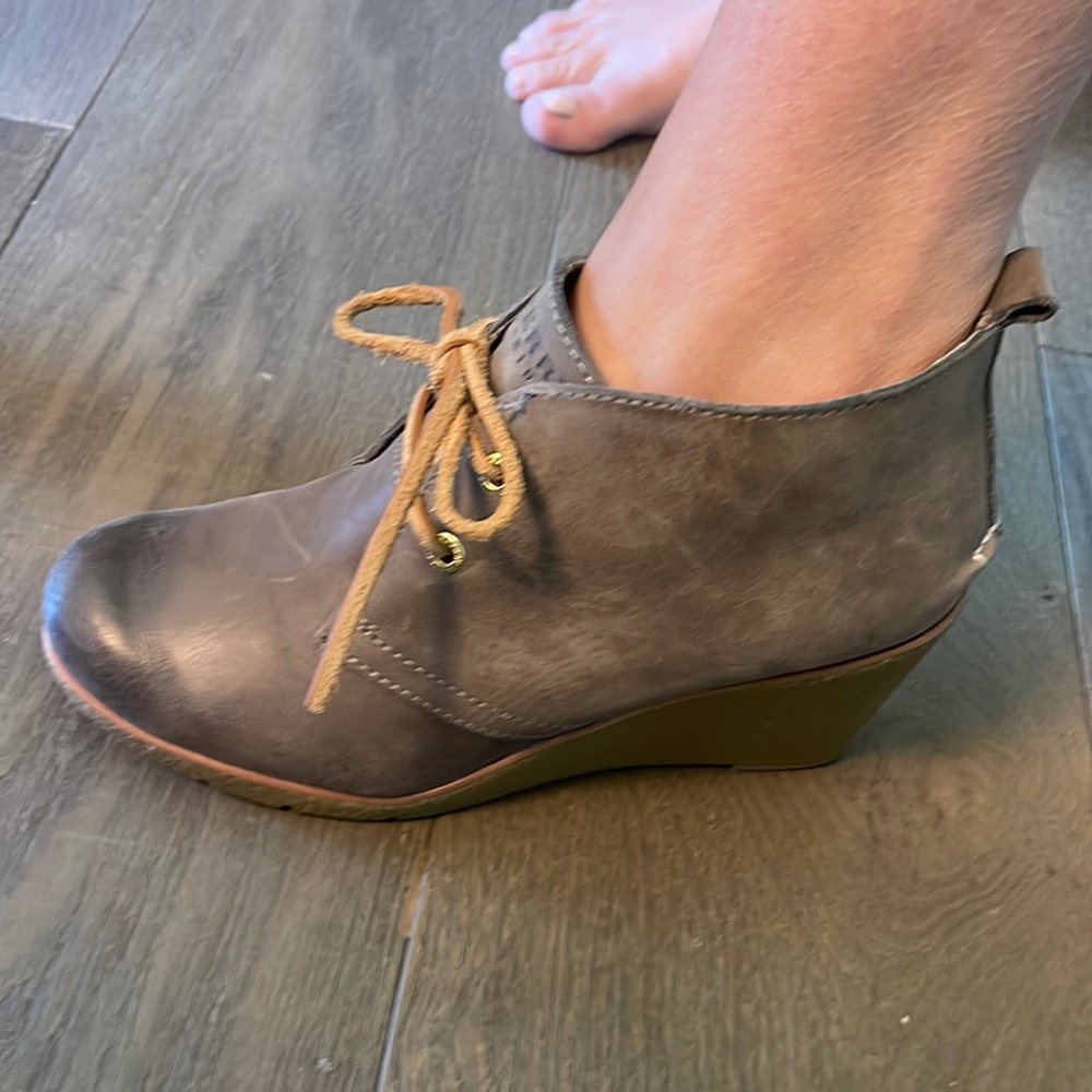 Sperry Heels